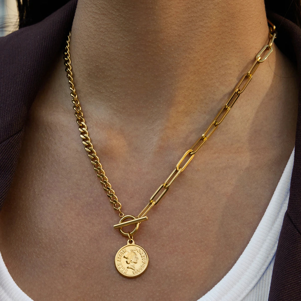 Trendy Geometric Pendant Necklace